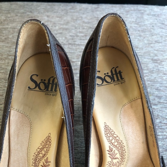 Söfft brand heels, size 7M, brown alligator style - Picture 8 of 9